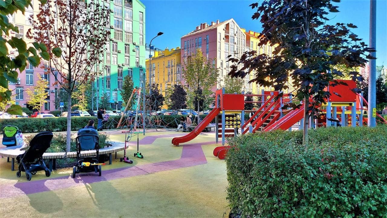 Смарт-Апартаменти На 1 Поверсі Kiew Exterior foto